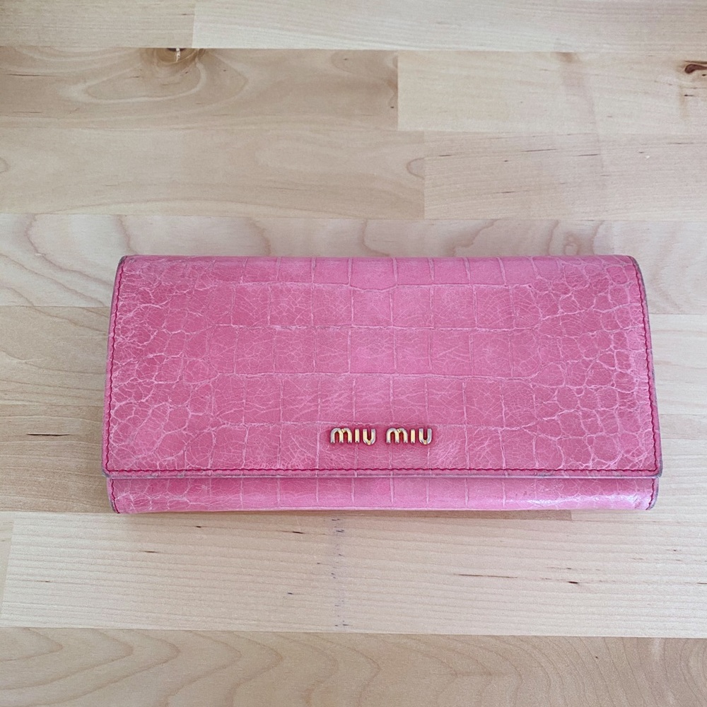 MiuMiu Pink Crocodile Pattern Wallet
